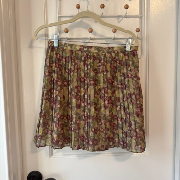 Aritzia Wilfred Twirl Mini Pleated Skirt - Picture 3 of 3